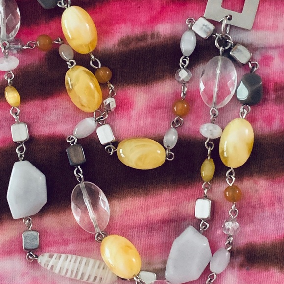 Beaded necklace w silver chains.Reduced! - Picture 3 of 3